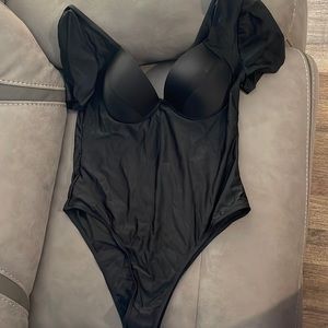 Solid push-up one piece swimsuit. SHEIN. Size XL